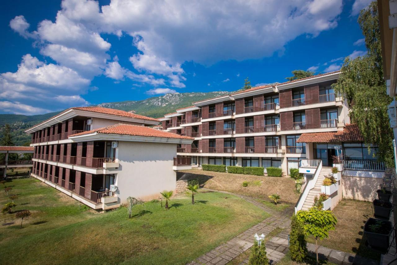 Hotel Desaret オフリド エクステリア 写真